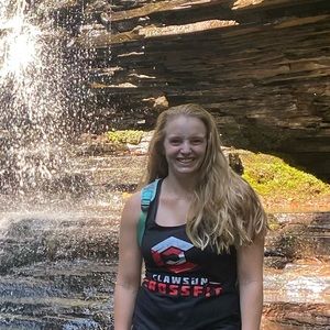 Meet your Posher, Hailey